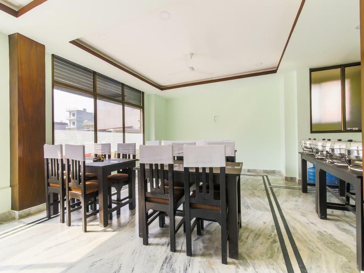 Oyo 315 Aadarsha Inn Rummindei Kültér fotó