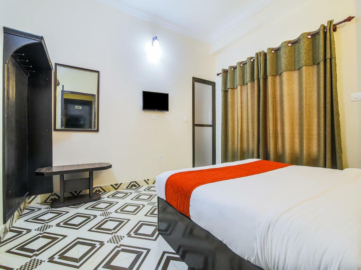 Oyo 315 Aadarsha Inn Rummindei Kültér fotó