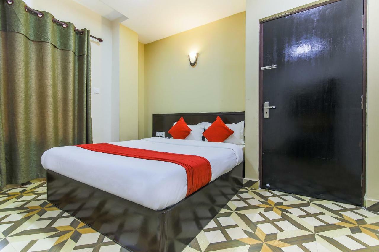 Oyo 315 Aadarsha Inn Rummindei Kültér fotó